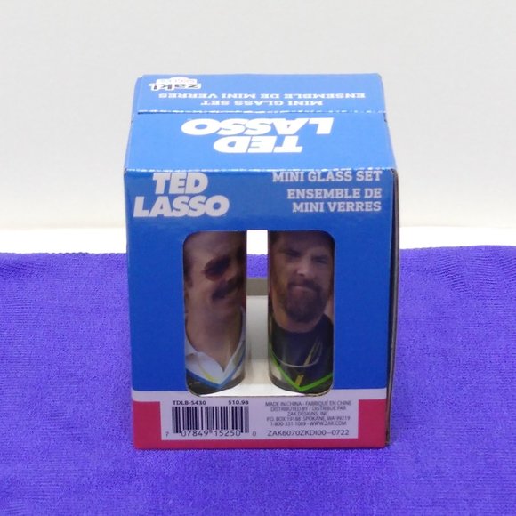 Ted Lasso - Zak Designs 2 Ounce 4-piece Valentine Mini Glass Set - Picture 4 of 7